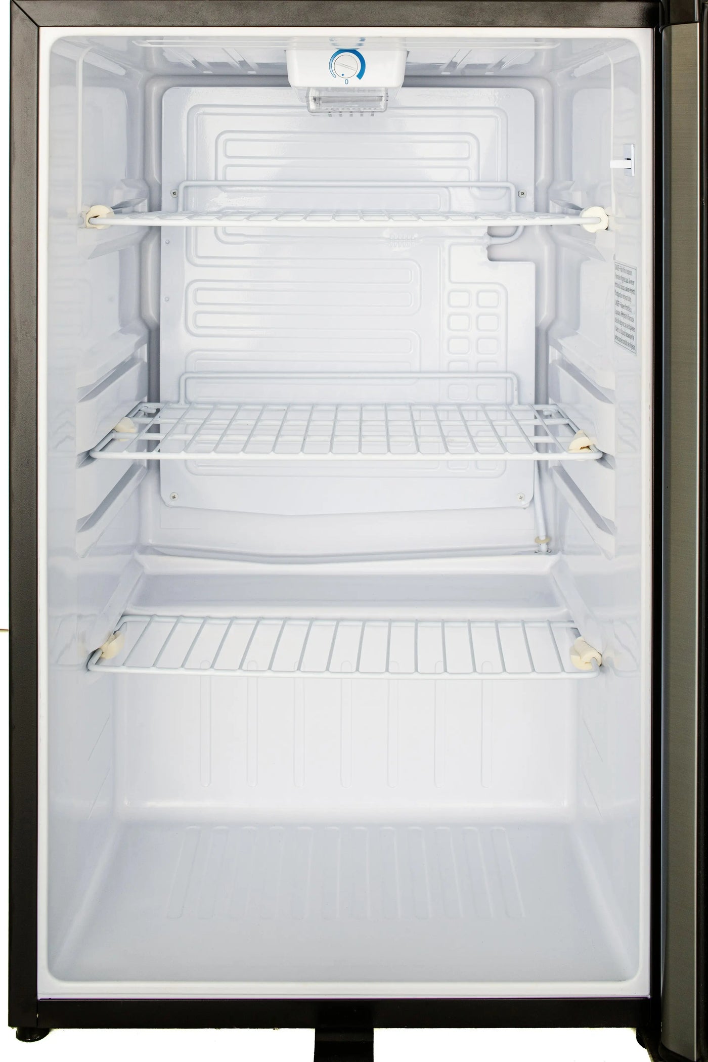 Blaze 20-Inch 4.4 Cu. Ft. Compact Refrigerator - Land Supply Canada